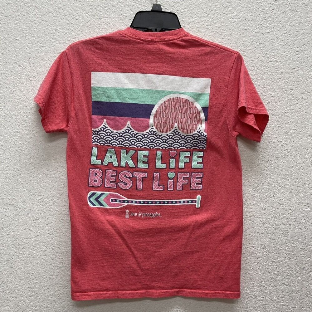 Love and Pineapples T Shirt Womens Size Small Lake Life Best Life Summer Coral